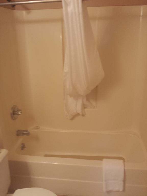Knights Inn Winner Room photo